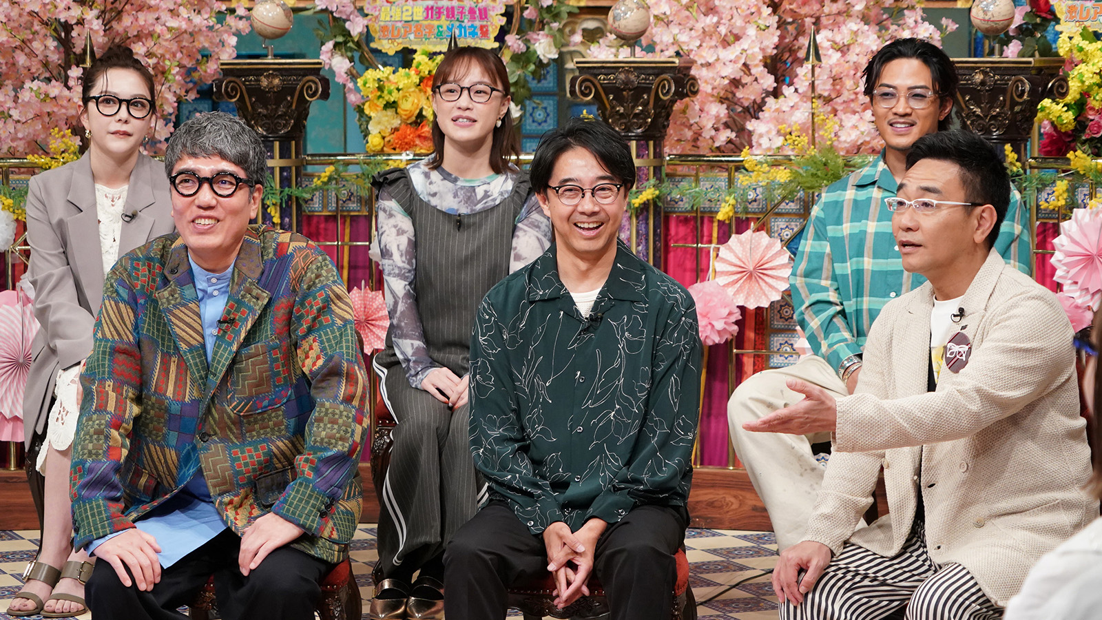 村重杏奈、登坂絵莉、数原龍友(GENERATIONS)、おぎやはぎ、八嶋智人の写真