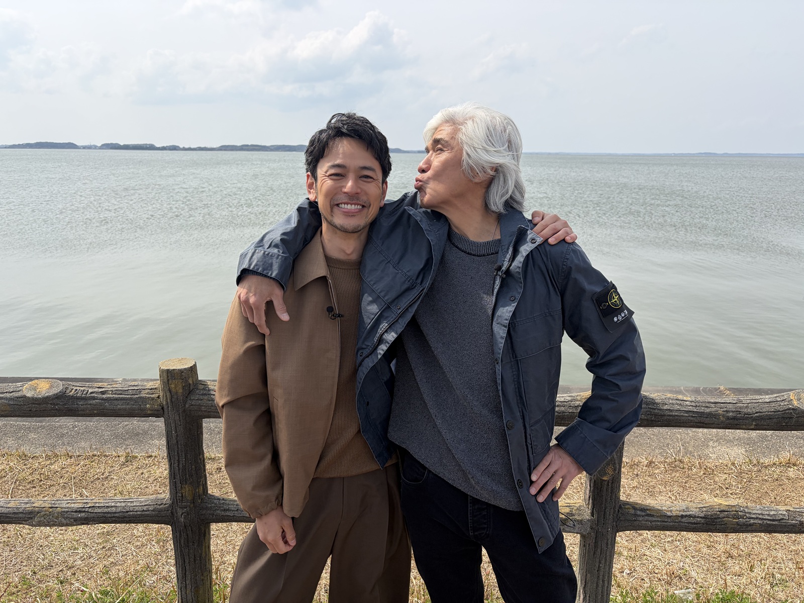 妻夫木聡と佐藤浩市の写真