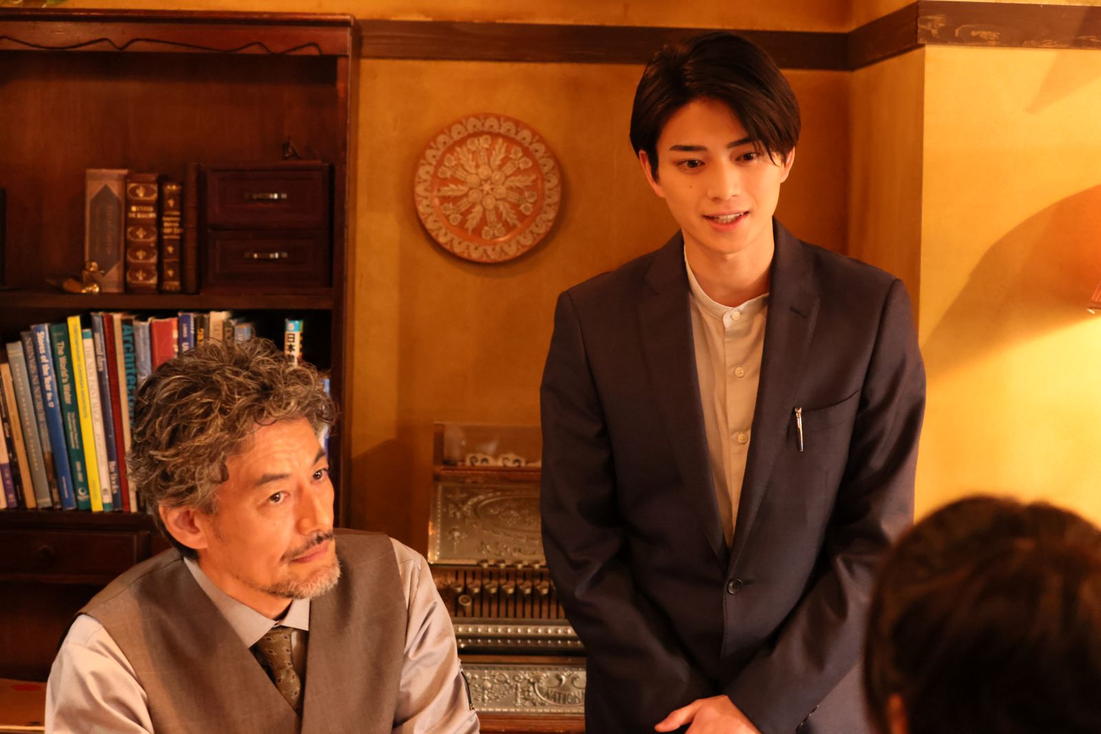 山口馬木也と岩瀬洋志の写真