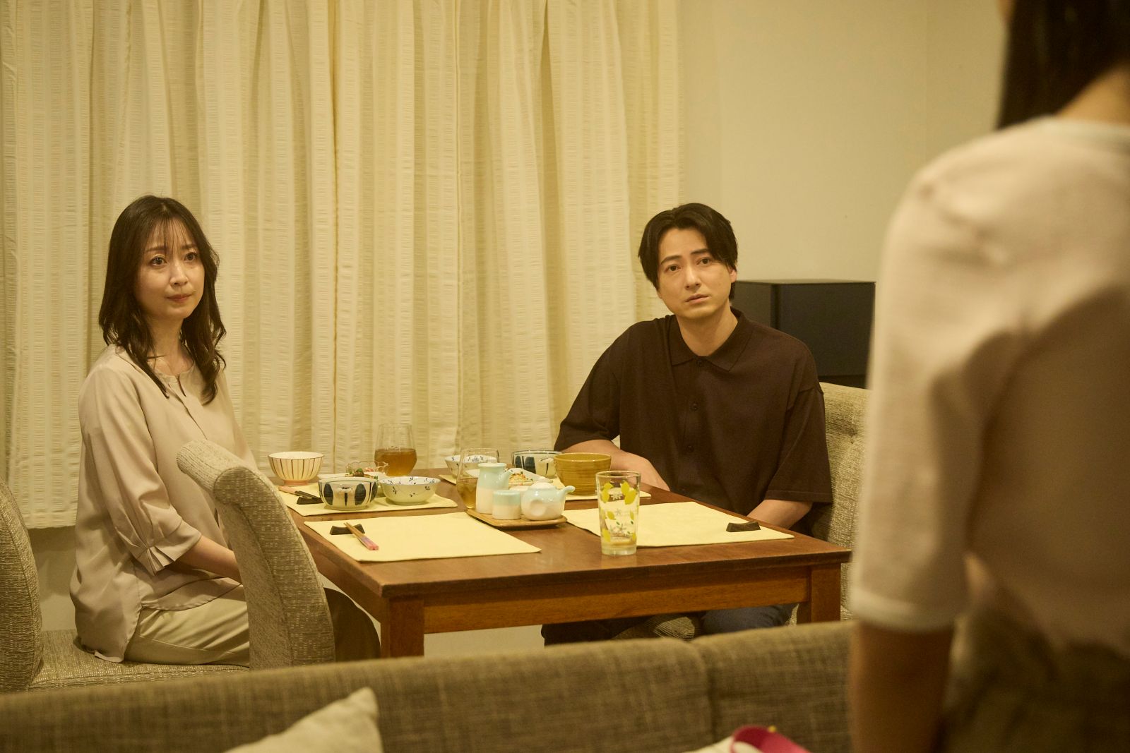 黒川智花と忍成修吾の写真