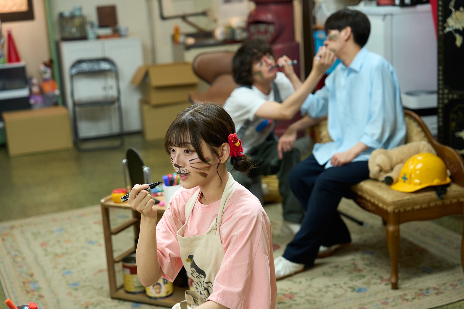 『ぴーすおぶせーふ』に出演する基俊介(IMP.)・佐々木美玲・落合モトキ