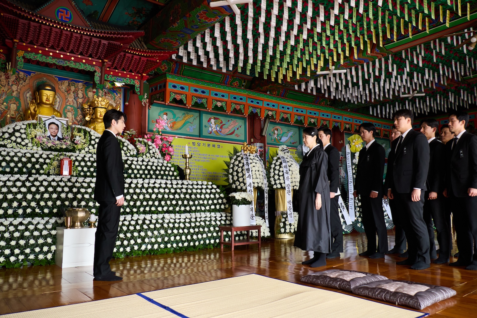 日曜ドラマ『10回切って倒れない木はない』に出演する志尊淳