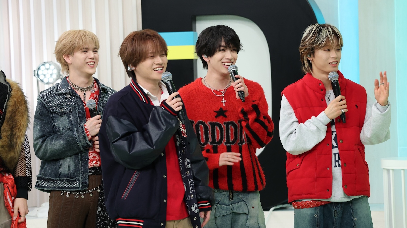 日本テレビ系情報番組『DayDay.』に出演したMAZZEL、RAN、KAIRYU、EIKI、TAKUTO