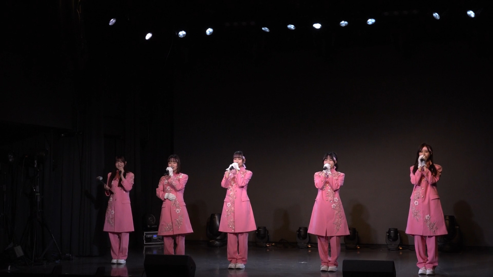 SAKURA GRADUATIONの写真