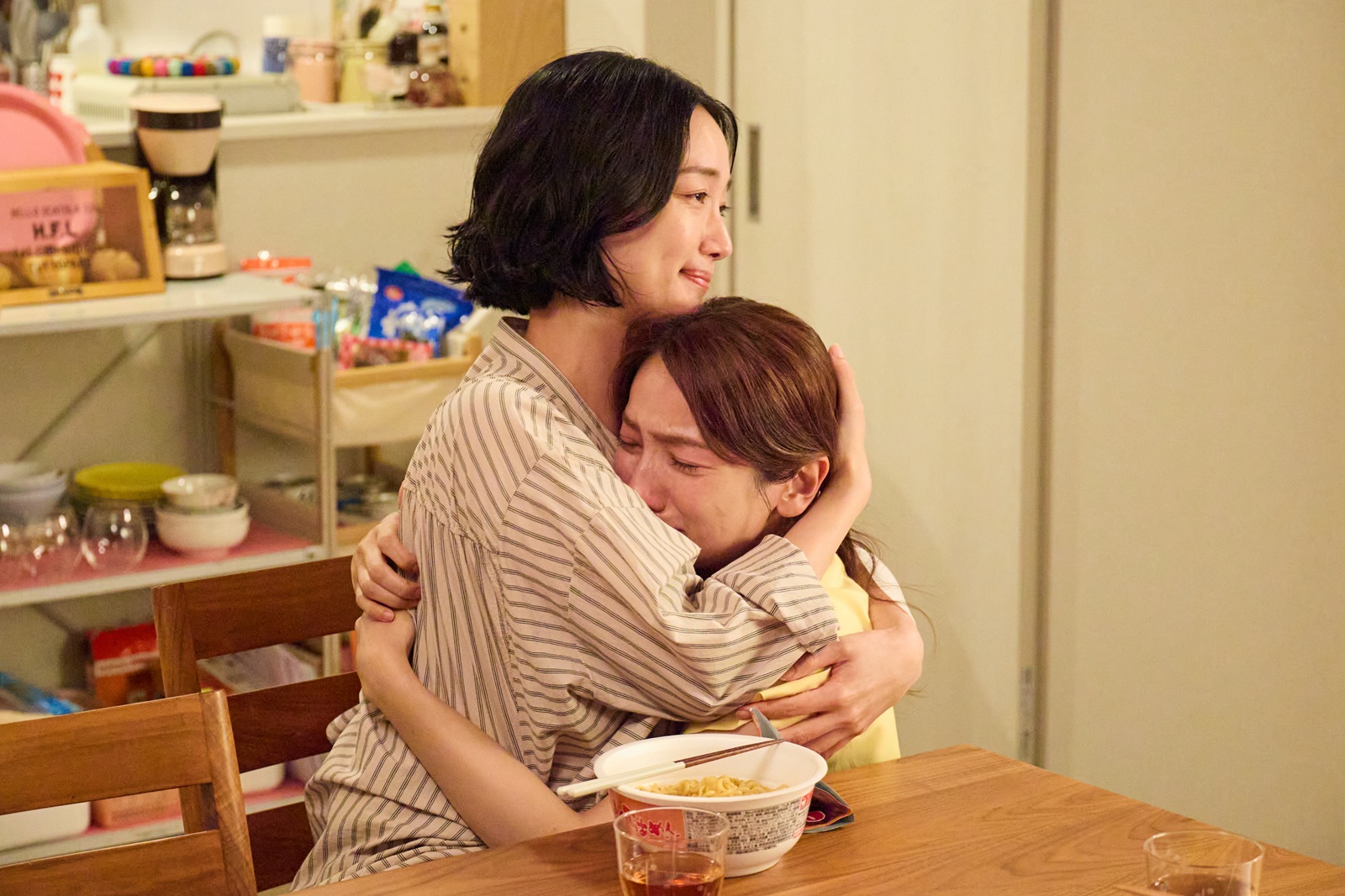 仁村紗和と入山法子の写真