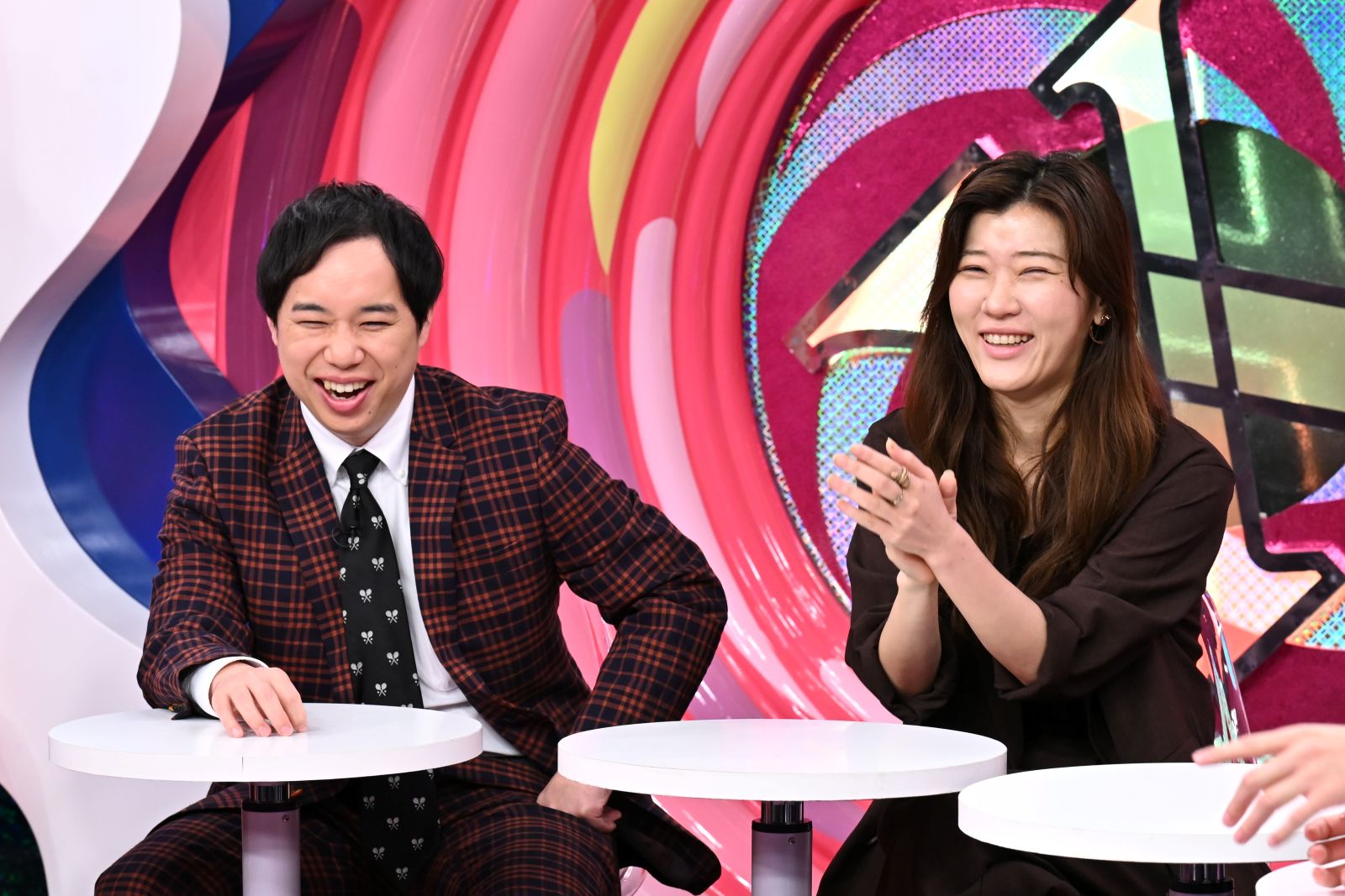 霜降り明星・せいやとヒコロヒーの写真