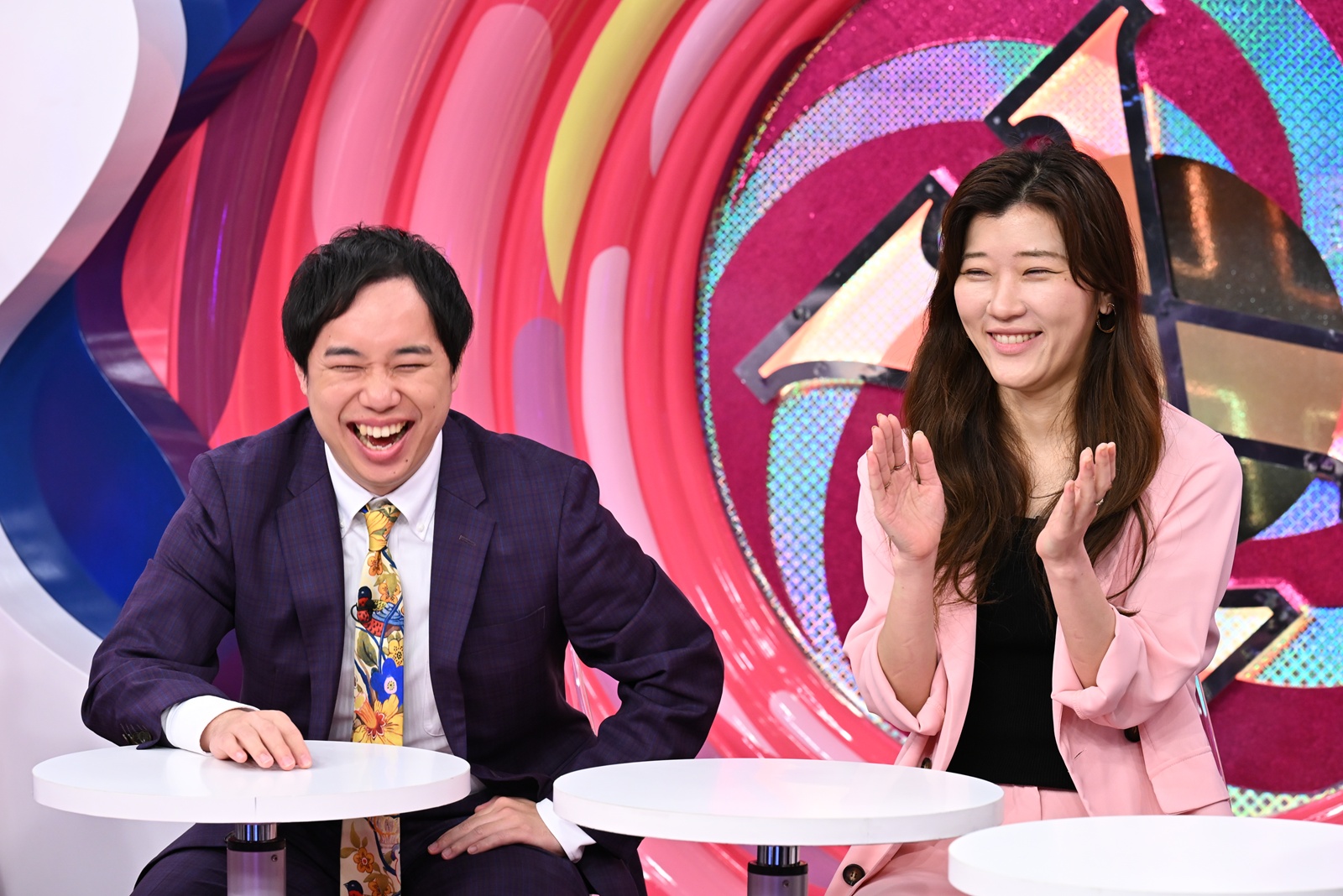 霜降り明星・せいやとヒコロヒーの写真