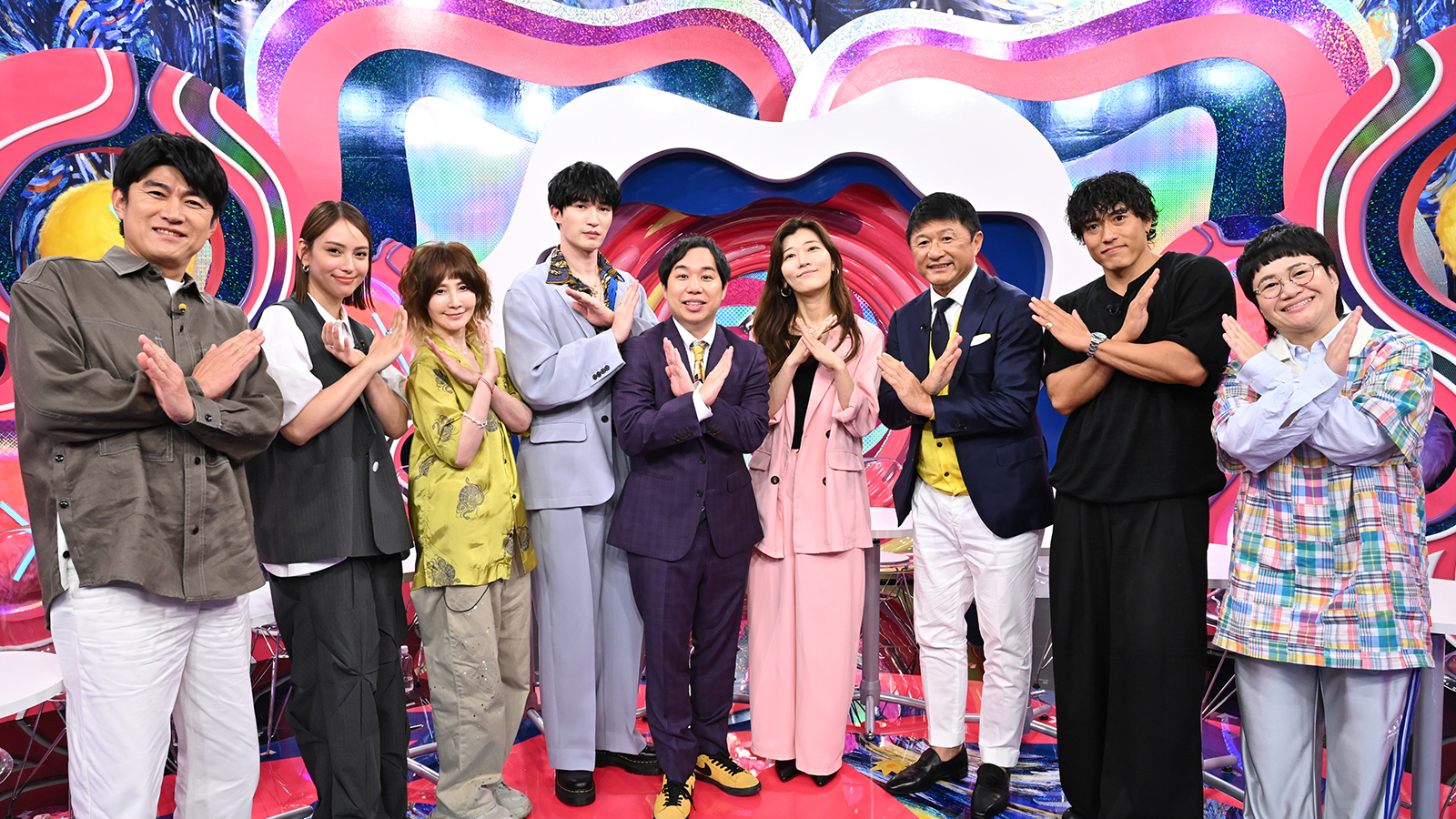 藤井貴彦アナウンサー、滝沢カレン、YOU、ジェシー（SixTONES）、せいや（霜降り明星）、ヒコロヒー、武田修宏、中務裕太（GENERATIONS）、近藤春菜（ハリセンボン）の写真