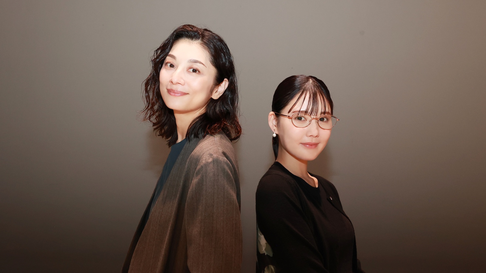 小池栄子と北香那の写真