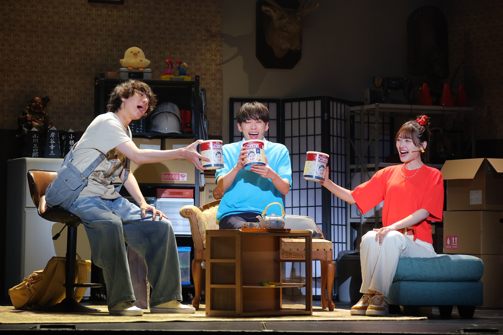 舞台『ぴーすおぶせーふ』に出演する基俊介（IMP.）・佐々木美玲・落合モトキ