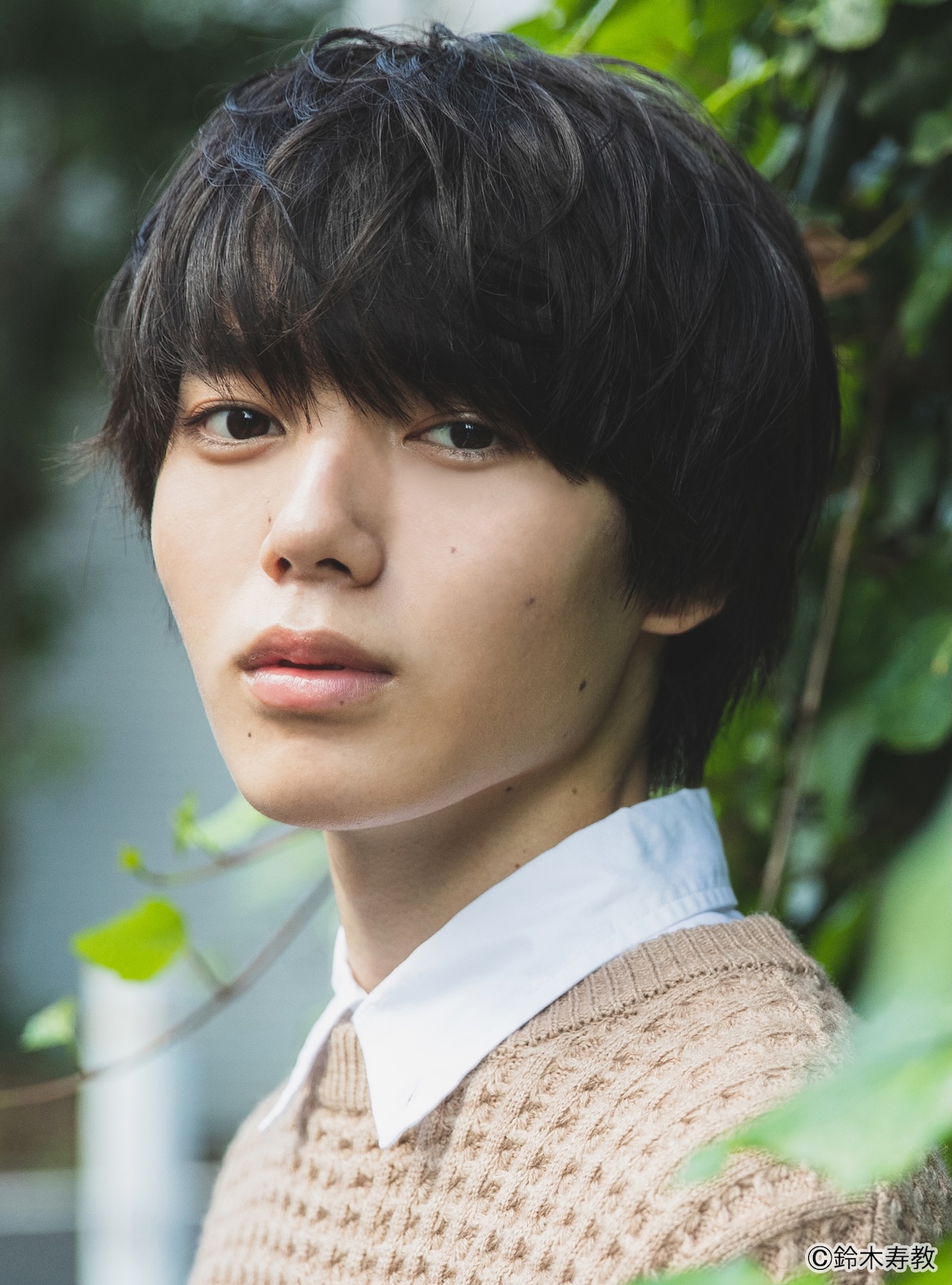 新ドラマ『陽キャ集団にいる芹沢は、俺の前だと様子がおかしい』に出演する小泉光咲(原因は自分にある。)