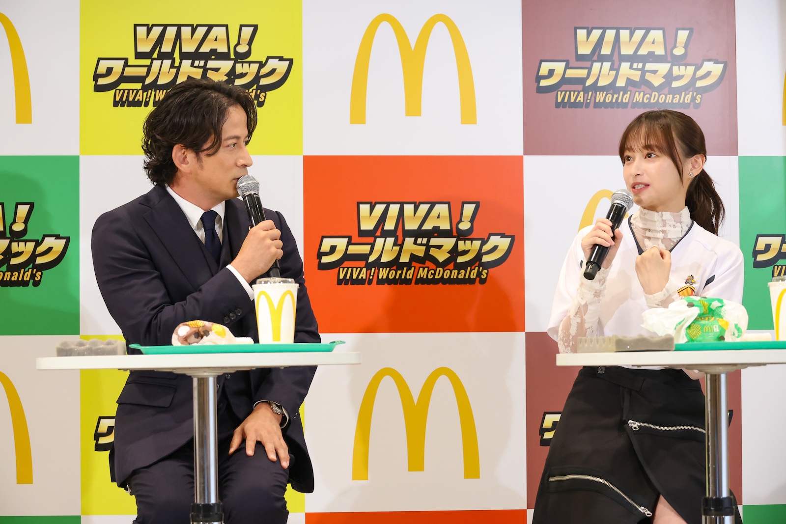 岡田准一と影山優佳の写真