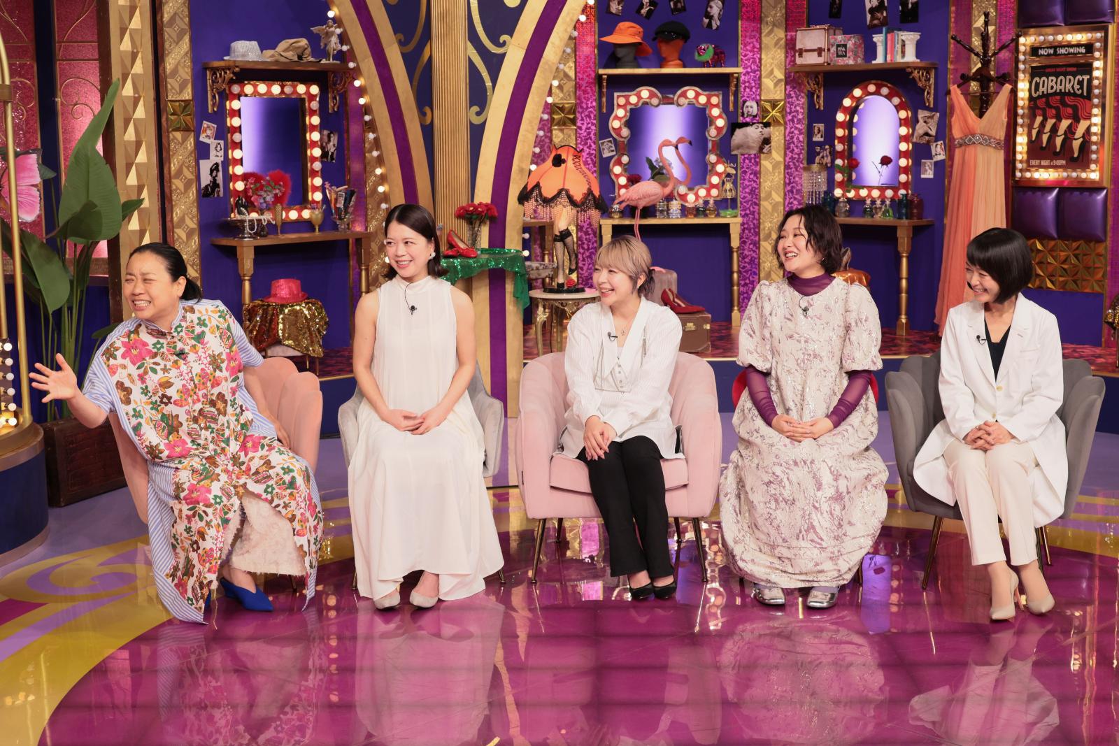 鈴木明子らの写真