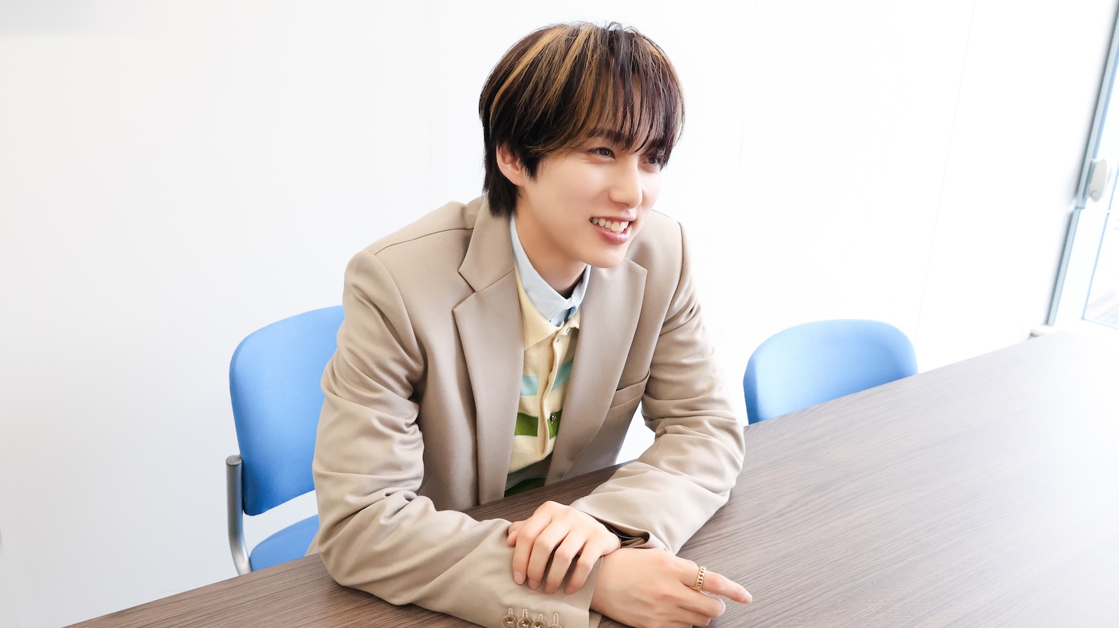 ドラマ『親愛なる夫へ~完璧な妻の嘘~』に出演するINI・尾崎匠海